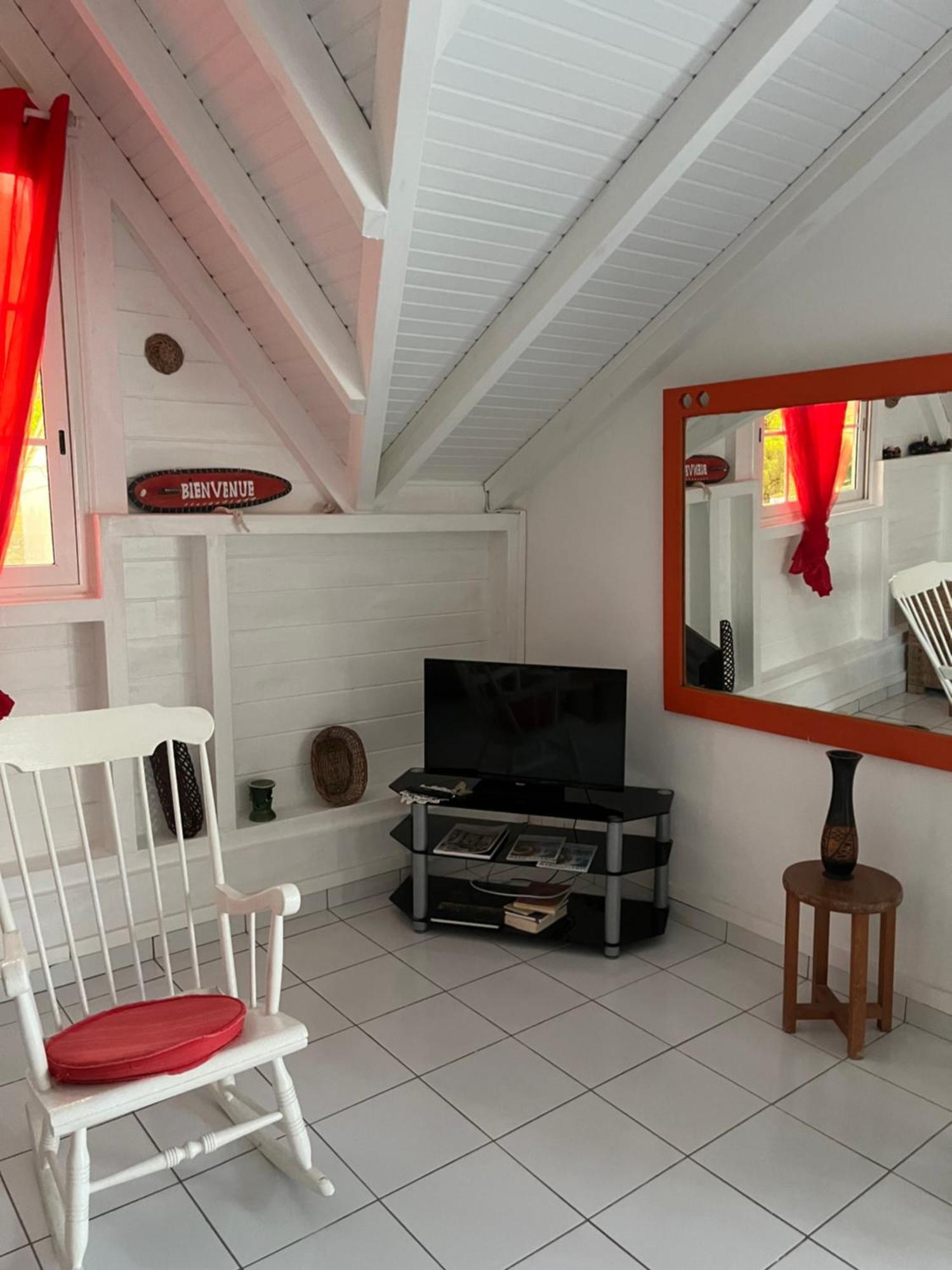 Villa Adelaide Grand-Bourg  外观 照片