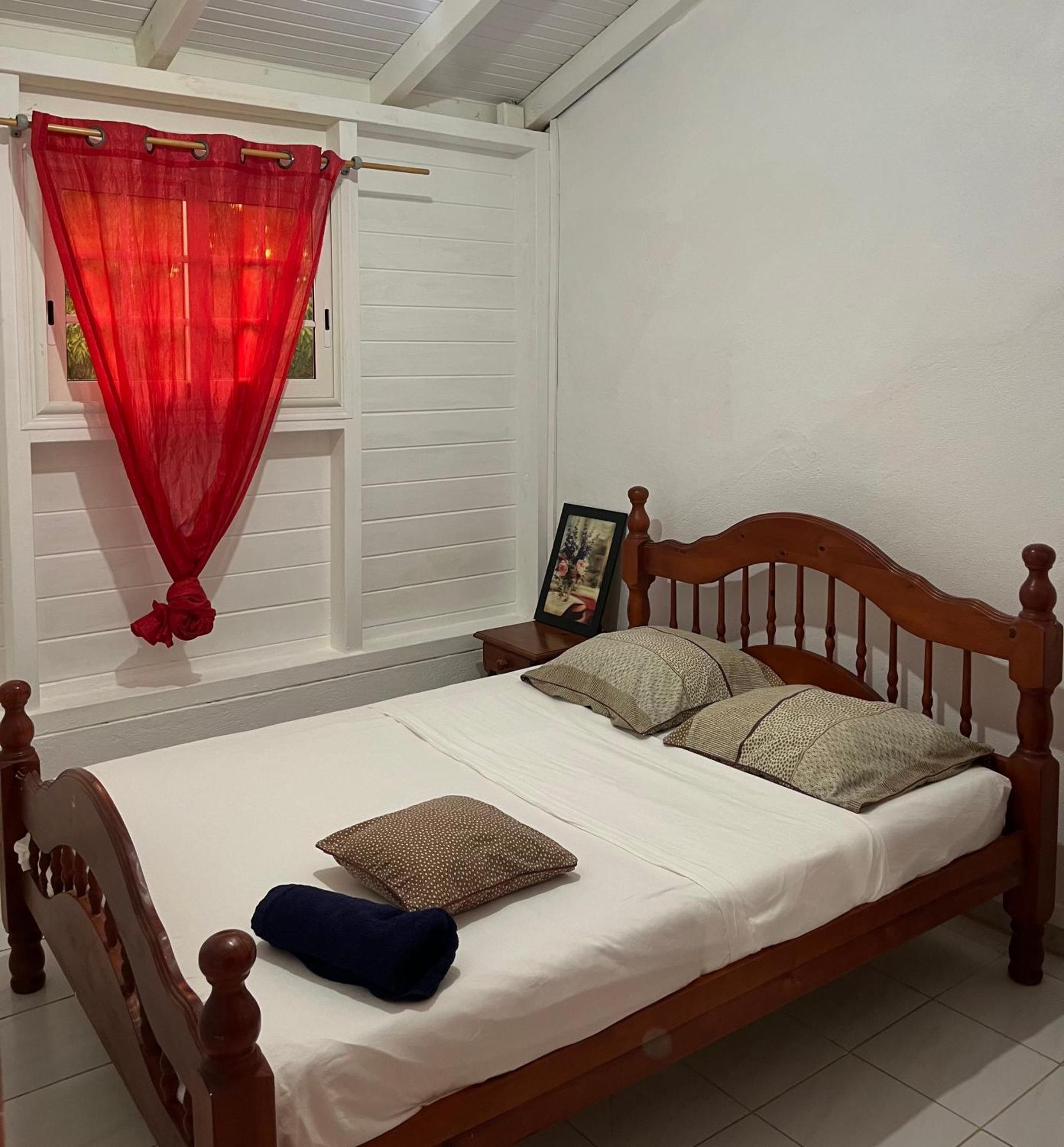 Villa Adelaide Grand-Bourg  外观 照片