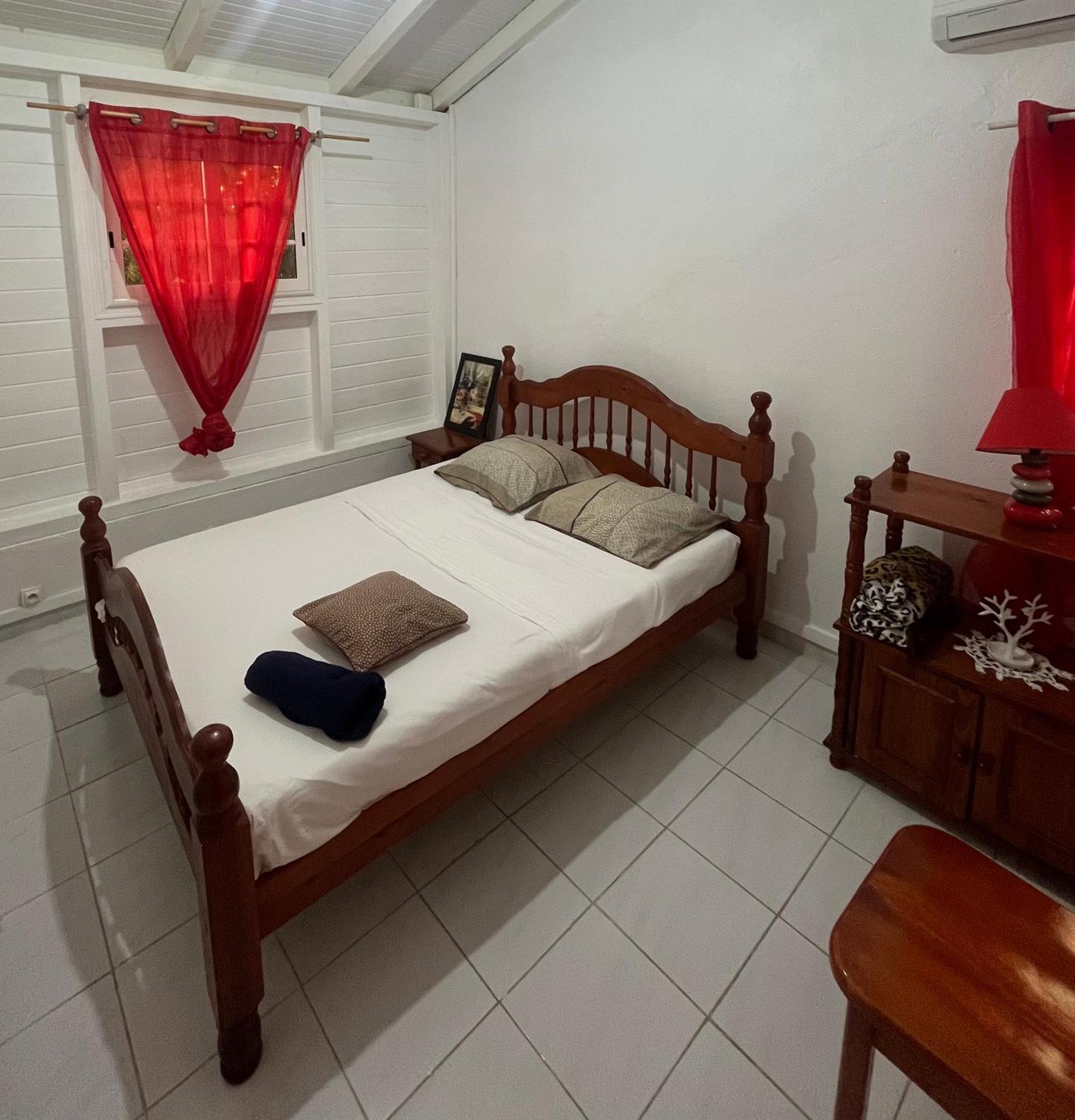 Villa Adelaide Grand-Bourg  外观 照片