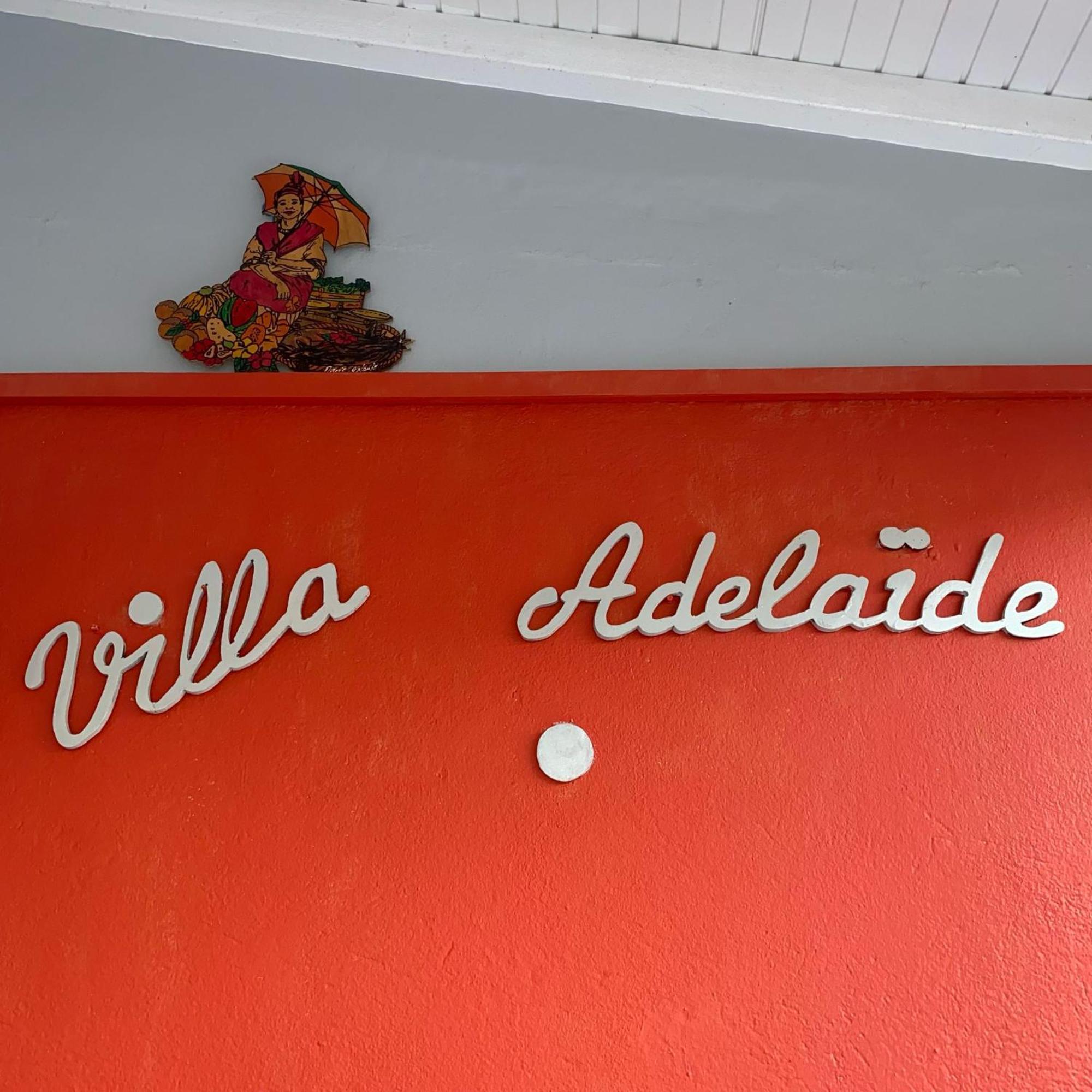 Villa Adelaide Grand-Bourg  外观 照片
